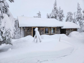 Hilltop Villa at Lake Porontima